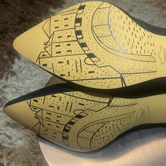 NWOT BLACK SUEDE BELLA VITA DANIELLE BOOTIES - Picture 10 of 16